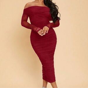 Burgundy Off-Shoulder Long Sleeve Pleated Dress